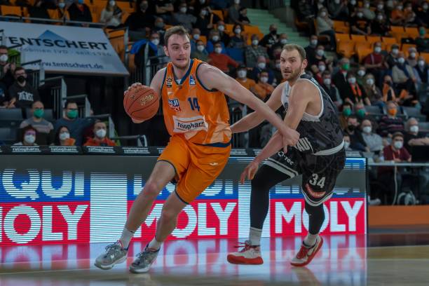 动着无数球 动着无数球