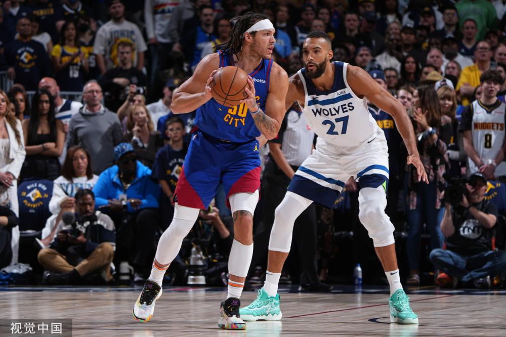 备度与足球 备度与足球